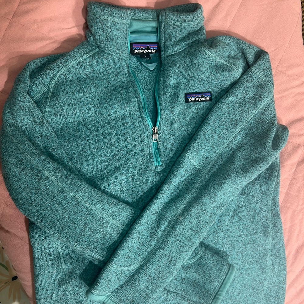 Nearly new TEAL AQUA BLUE PATAGONIA QUARTER ZIP fleece (only worn one ski trip)